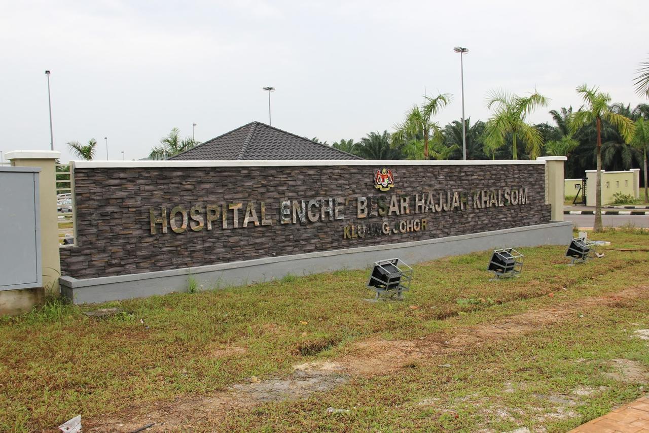 Kluang Seri Casa Tsi ภายนอก รูปภาพ